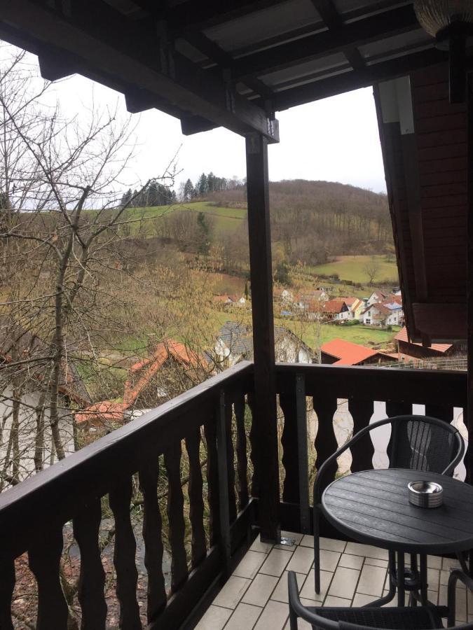 Ferienwohnung Am Viadukt 발드미첼바크 외부 사진